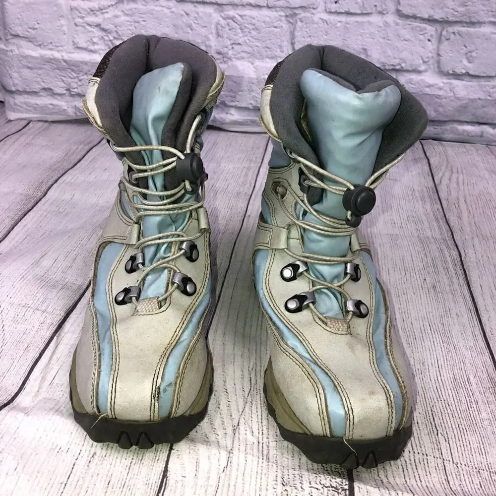 Xhilaration big kids Winter boots big kids girls size 4